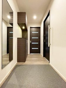 Ｇｒａｎｄ　Ｍ．Ｚ．Ｎ 202号-8