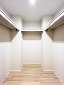 イーズ若松町 101号-8