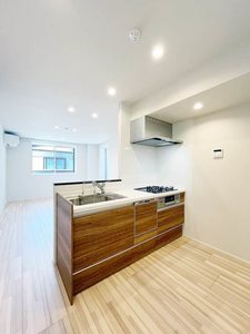 イーズ若松町 201号-6