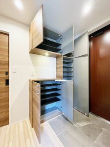 イーズ若松町 201号-10