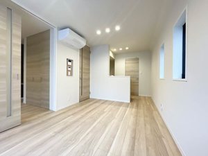 グランドヒルズ城山 201号-2