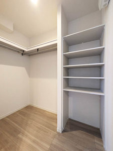 フォレナリビエ成城 303号-5