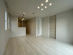 パークオヴェスト西新宿 301号-2