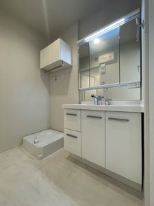 パークオヴェスト西新宿 301号-7