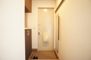 シャーメゾン 西町A 102号-2