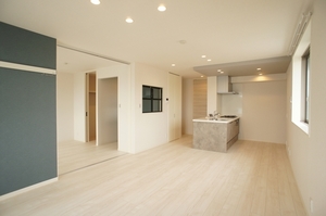 シャーメゾン ヴィステリオ 303号-2