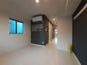 First terrace 205号-1
