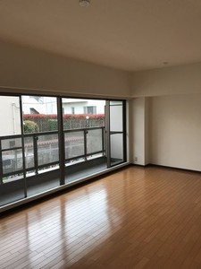 クリスティーホームズ二十騎町 301号-9