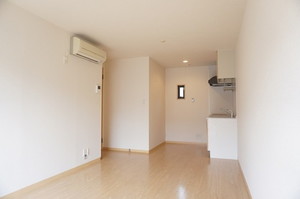 ノイエ南台 202号-3