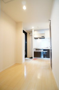 フラグシップ余丁町 301号-11