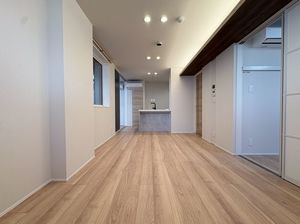 ＴＨＥ　ＳＥＮＳＥ 211号-2