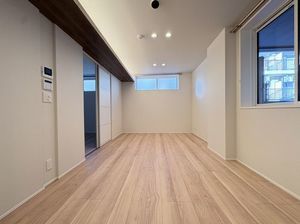 ＴＨＥ　ＳＥＮＳＥ 211号-3