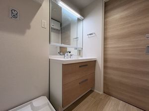 ＴＨＥ　ＳＥＮＳＥ 211号-8