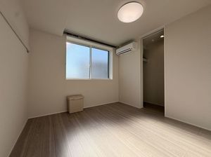 ＴＨＥ　ＳＥＮＳＥ 305号-5