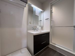 ＴＨＥ　ＳＥＮＳＥ 305号-8