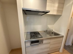 パストラーレ　五本木 203号-3