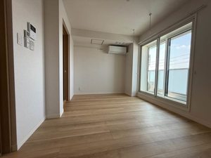 パストラーレ　五本木 302号-3