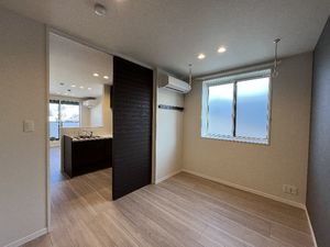 カーサ　レジオ 303号-9