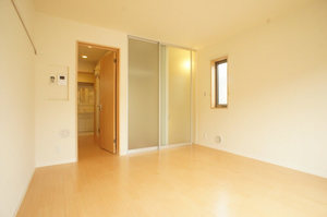 グレースメゾン北沢 202号-2