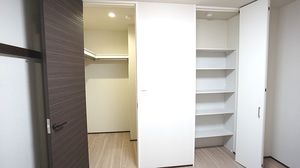 ブラン　ノワール 302号-12