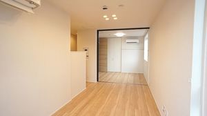 ＡＤＲＩＡ 301号-3