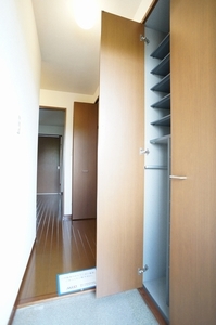 テラス上馬 301号-11