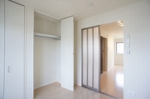 リオン南大泉 102号-7