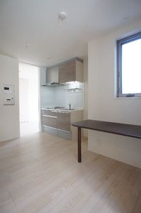 ラウレア・コート 301号-2