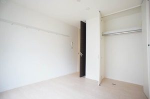 トラモント南長崎 102号-3