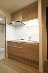 Ｃｒａｎｅ　Ｔｅｒｒａｃｅ 203号-3