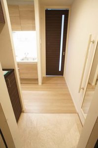 Ｃｒａｎｅ　Ｔｅｒｒａｃｅ 203号-7