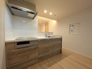 スプリング　ガーデン　テラス 101号-3