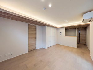 リコラータ 301号-2