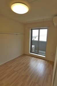 レフィアント代沢 301号-6