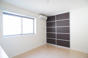 ヴァイセスハウス 201号-3