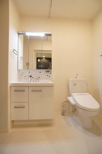 ヴィラ・コート 205号-9