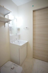 フォーフラッツ代々木上原 101号-8