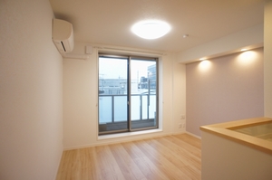 コンフォーザ 303号-2