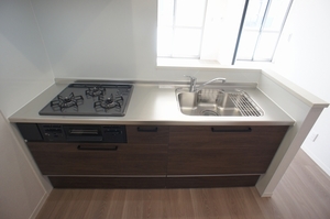 Ｑｕｅｕｅ　ｄｅ　ｃｈａｔ 201号-4