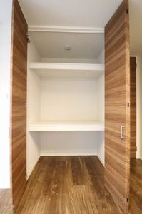 ＩＮＮＥＲ　ＴＨＯＵＧＨＴＳ 102号-8