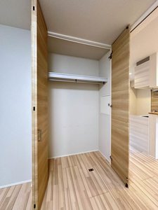 Ｃｏｍｆｏｒｚａ雑色 201号-6