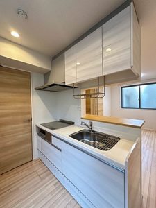 Ｃｏｍｆｏｒｚａ雑色 201号-7