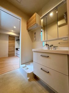 Ｃｏｍｆｏｒｚａ雑色 201号-9