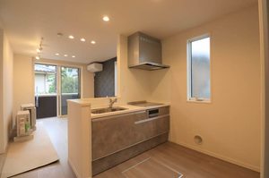 ラ　メゾン　芽依 101号-2