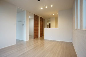 ガーデンコート東が丘 201号-2