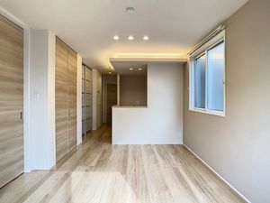 ヒルトップ　コート　ソレイユ 102号-2