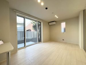 ココン三軒茶屋 102号-2