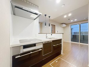 エメ　ラ　ファミーユ 101号-4