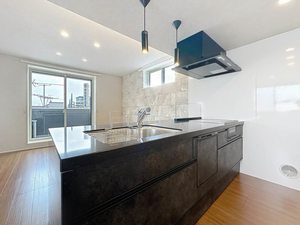 エメ　ラ　ファミーユ 401号-2