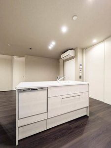 メゾン　ド　ミューズ 302号-5